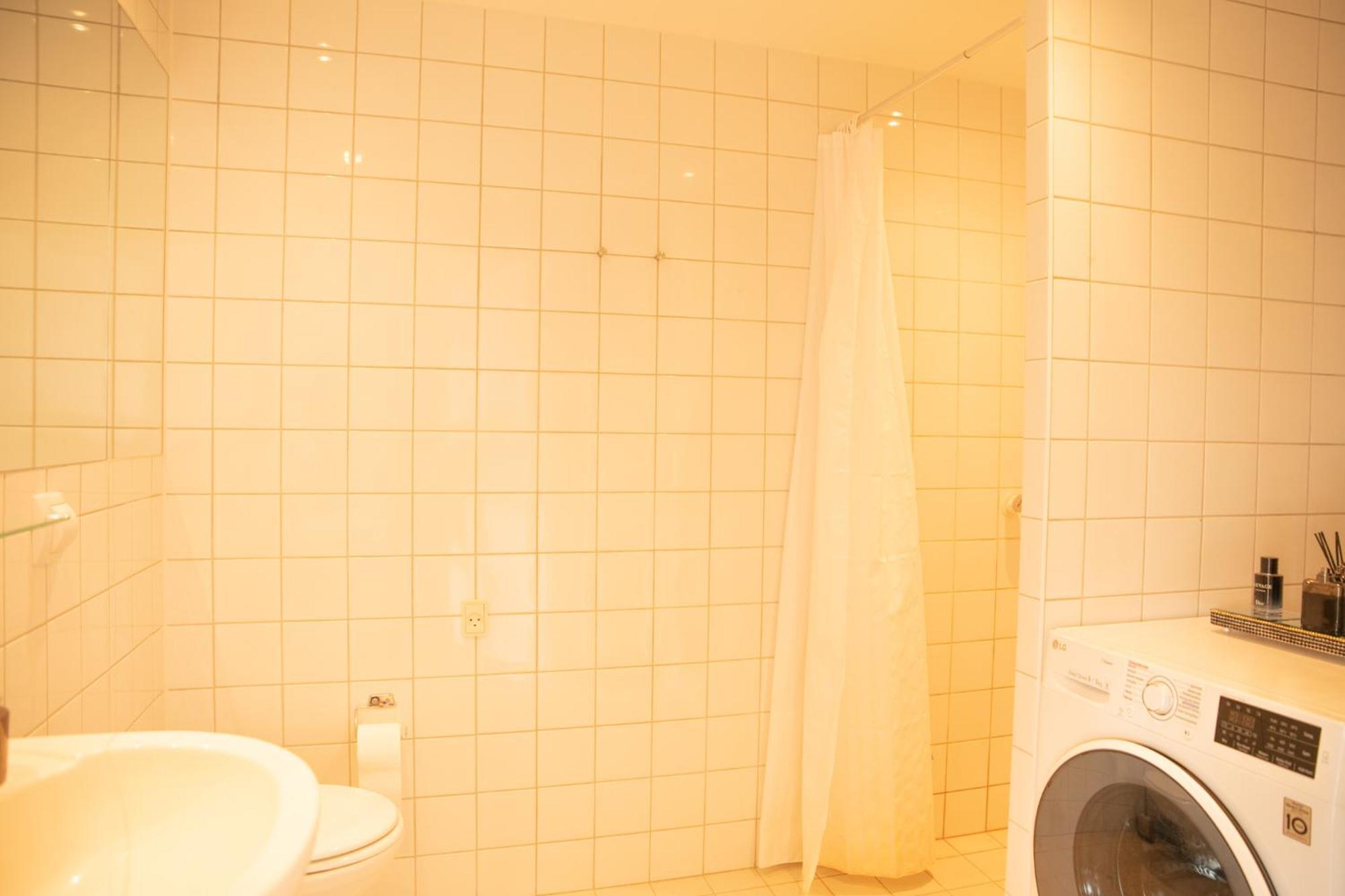 Quiet 3br 15min From Metro/city *